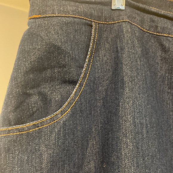 Jennifer Lauren size 2X jeans skirt good condition - Picture 2 of 4